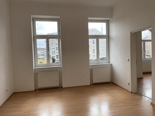 WOHNEN BEI DER WU: 2 Zimmer mit separater Küche!