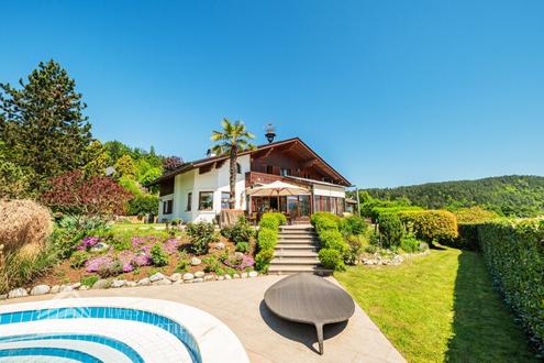 Prachtvolle Villa mit Pool und Garten mit Blick auf den Wrthersee und die mchtigen Karawanken