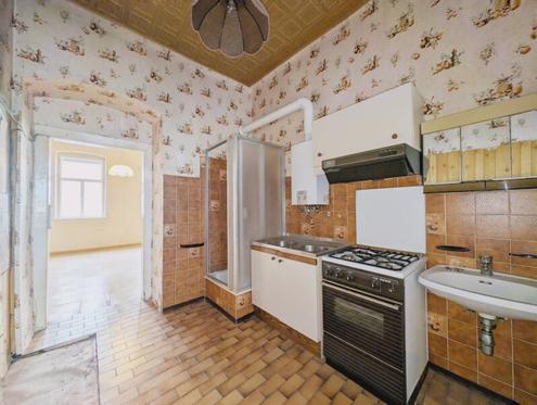 ++W1++ 2-Zimmer Altbau-Wohnung (sanierungsbedürftig) mit viel Potenzial!!!