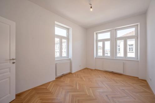 ++Erstbezug++ Großartige 2-Zimmer Altbau-Wohnung in toller Lage!!