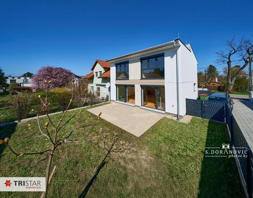NEU! ++ LEBEN IM GRÜNEN BEREICH ++ 4 HÄUSER MIT GARTEN, KELLER & STELLPLATZ ++ ERSTBEZUG ++ 1220 WIEN ++