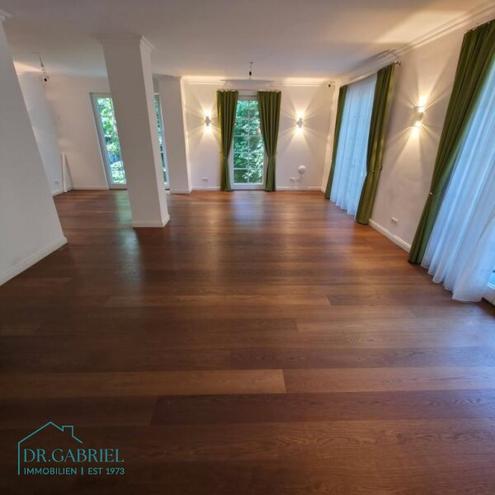 MODERNE BALKONWOHNUNG MIT DACHTERRASSE