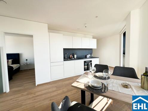 Lichtdurchflutete 3-Zimmer-Wohnung mit Loggia und Ausblick im 7.OG - Ihr Zuhause im High Five Tower ab 01. Juni 2025!