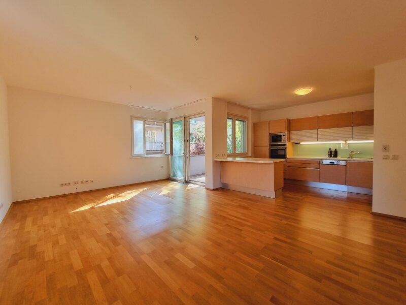 Wohnzimmer mit Kche