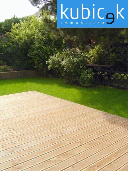 Holzterrasse