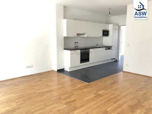 Ab Juli! Geräumige und hochwertig ausgestattete 2-Zimmer Wohnung in zentraler Lage - unbefristeter Mietvertrag möglich!