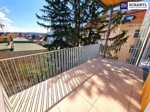 Frühjahrsaktion! Familien-HIT mit großem Balkon! Lift direkt in die Wohnung + 4,5 Zimmer + Erdwärme + Höchste Qualität + Perfekte Raumaufteilung + Viel Privatsphäre + Blick uns Grüne!