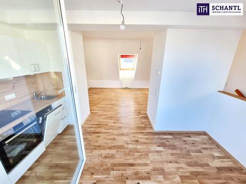 Frühjahrsaktion! Fernblick! Kompakte 2-Zimmer im Dachgeschoss mit Terrasse! Traumhaft saniertes Altbauhaus + Stylisches Stiegenhaus + Tolle Infrastruktur und Anbindung + Lebensqualität! Auch für Anleger interessant!