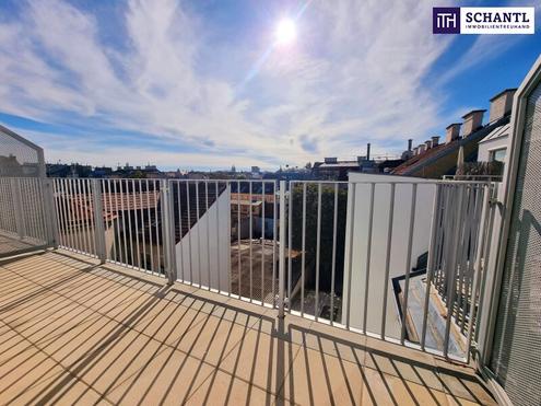 Frühlingsaktion - WOW! Wohnen im Dachgeschoss mit Fernblick! Traumhaft saniertes Altbauhaus + Hofseitige Terrasse + Tolle Infrastruktur und Anbindung + Lebensqualität pur! Auch für Anleger interessant!