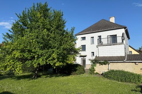 Geräumiges Haus in Inzersdorf - eine Liegenschaft mit Potential