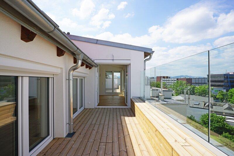 Dachterrasse vor Kchenbereich