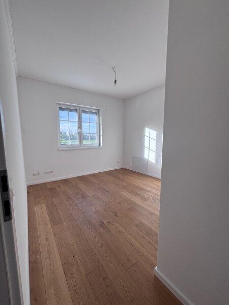Zimmer 2 12,46 m