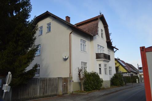 Mehrfamilienhaus im Zentrum von Wilhelmsburg gnstig abzugeben! Baufantasie! Bautrger!