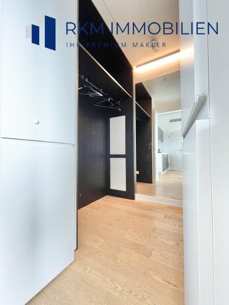 Begehbare Garderobe