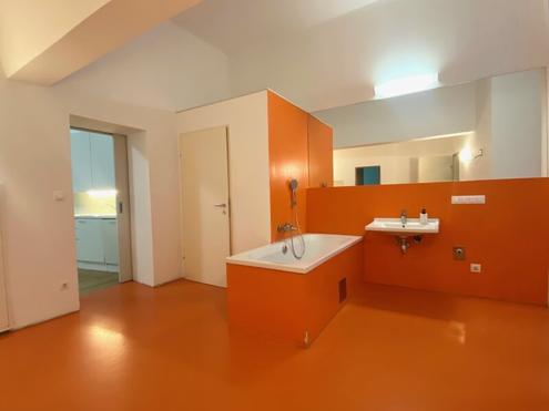 KEIN 08/15 - FÜR LIEBHABER:INNEN DES BESONDEREN! AUSSERGEWÖHNLICHE WOHNUNG MIT CHARME