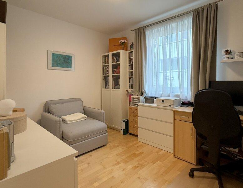 Arbeitszimmer