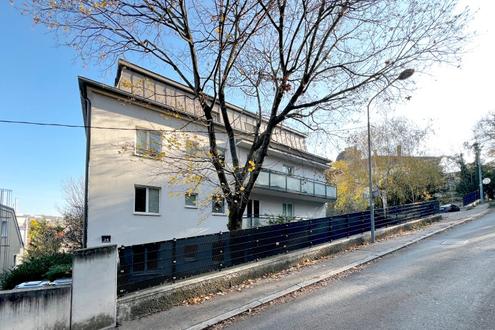 Attraktive Mietwohnung mit Parkplatz in Hietzing! - 5 Minuten zum Bahnhof Hütteldorf U4