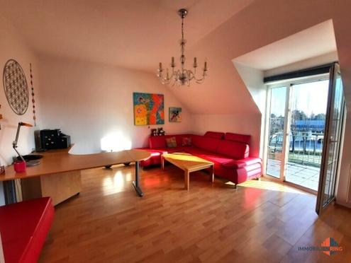 Entzckende Dachgeschowohnung in bester Lage