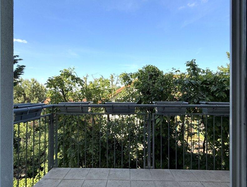 Balkon nord-ost-seitig