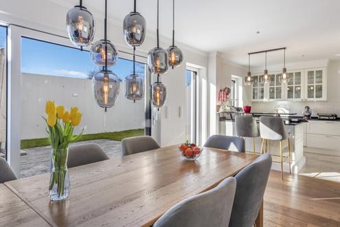 Architektenhaus mit genialem Stadtgarten | 5 Zimmer | 2 Autostellpltze | Privatsphre