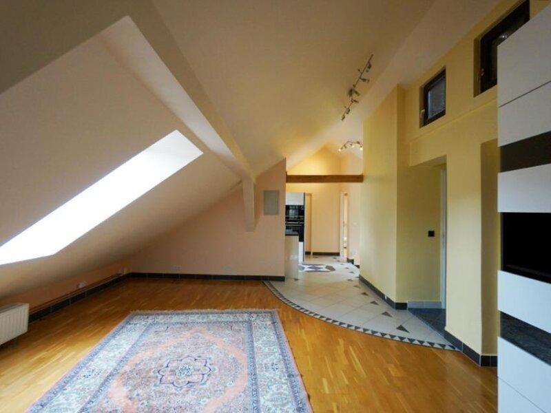 Wohnzimmer Richtung Flur/Kche