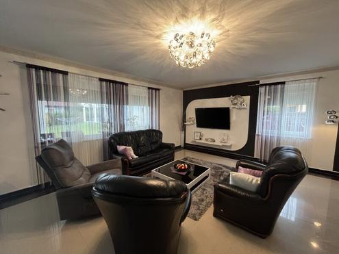 Einfamilienhaus mit viel Platz und Qualitt