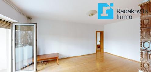 Sonnige Etagenwohnung mit Balkon