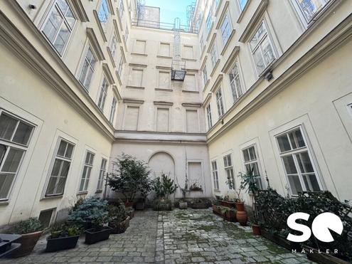 #SQ - ERSTBEZUG: STYLISHE & LUXURIÖSE ALTBAUWOHNUNG AM GETREIDEMARKT!