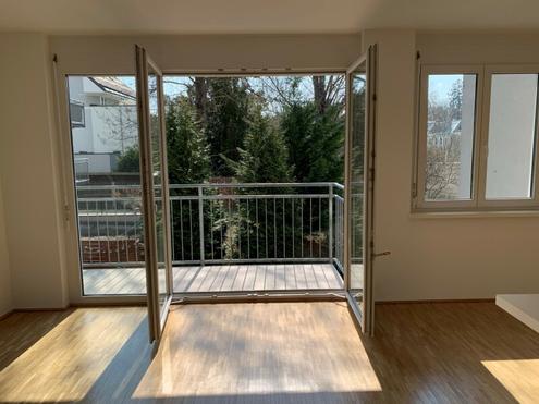 3-Zimmer-Wohnung mit Sdwest-Balkon und Gartenblick! Schloss Hetzendorf/ Schnellbahn!