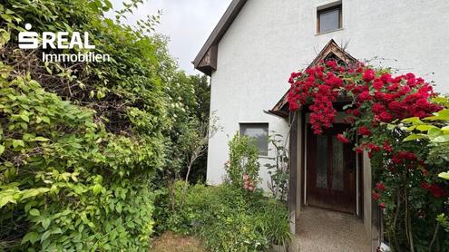 Renovierungsbedürftiges Haus in Perchtoldsdorf mit Garten, Terrasse und Garage!