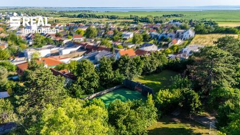 Baugrundstck mit Potenzial - zentrale und ruhige Lage mit Seeblick