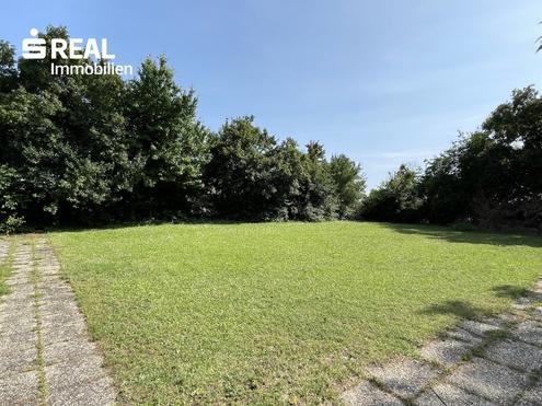 Baugrundstck mit Potenzial - zentrale und ruhige Lage mit Seeblick