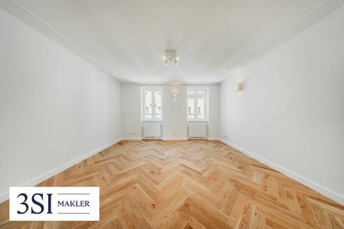 Erstbezug nach Sanierung: Altbau-Charme trifft modernen Wohnkomfort mit Balkon