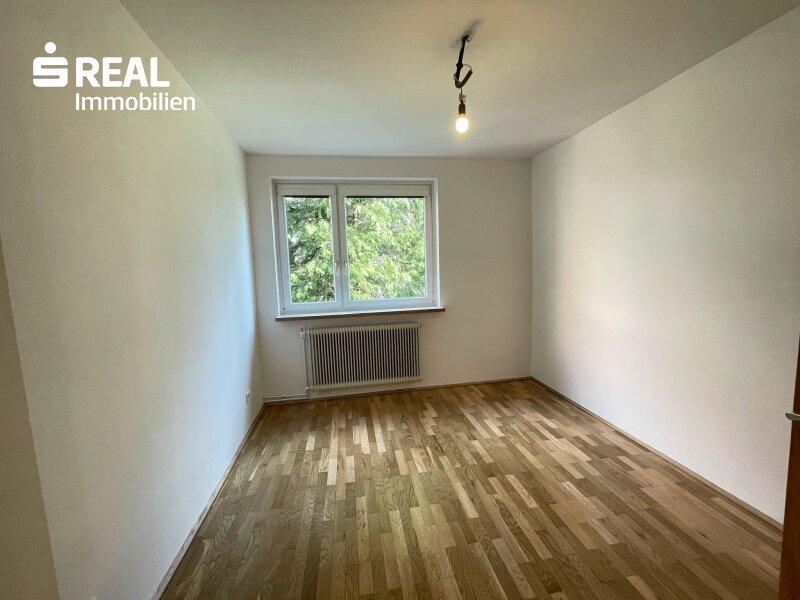 Kinder / Arbeitszimmer
