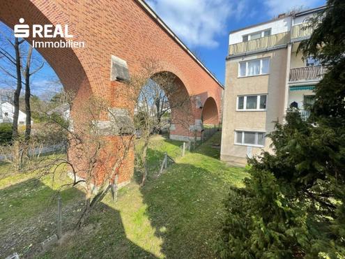 Helle 3-Zimmerwohnung in Grnruhelage - Erstbezug nach Sanierung