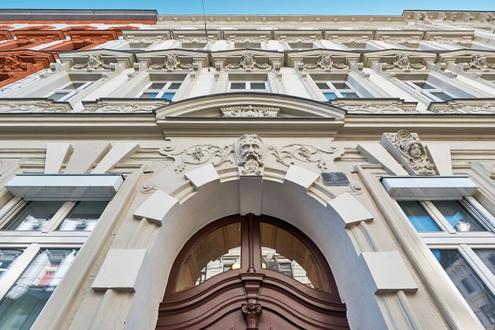 TOP-SANIERTES JAHRHUNDERTWENDEHAUS I OHNE Gas I WÄRMEPUMPE I Hochwertig sanierter 2-Zimmer-Altbau