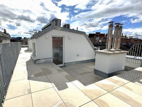 ERSTBEZUG, Salesianergasse, klimatisiertes 91 m2 Dachgeschoss mit 33 m2 Terrasse, Wohnkche, 2 Zimmer, Botschaftsviertel