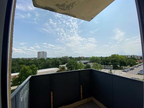 Brauhausstrae -Neubaugarconniere mit Balkon zu vermieten