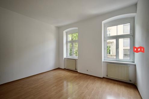 Komfortable Altbau Wohnung im Zentrum