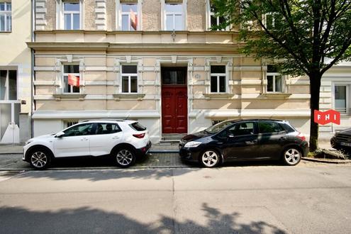 Schöne Altbau Erdgeschoss Wohnung mit Garten im Zentrum von Linz
