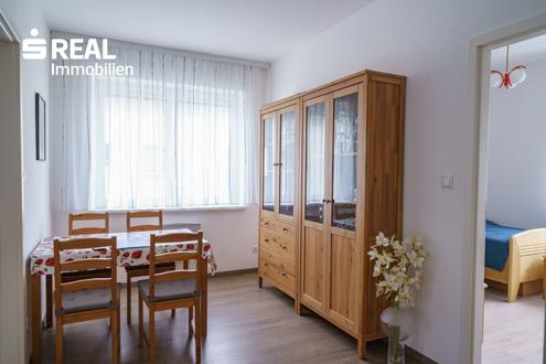 Generalsanierte Wohnung im traumhaften Payerbach - 69m², 2-3 Zimmer, Loggia, Keller und freie Parkplätze!