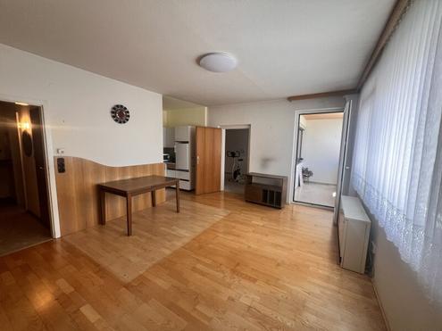 ++kleine ETW in guter Lage mit verglaster Loggia++