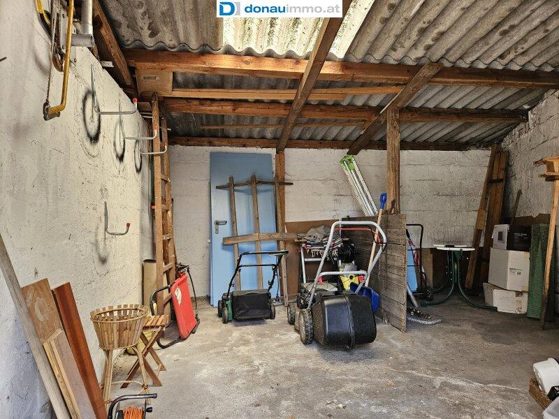 Abstellraum neben Garage Innenansicht