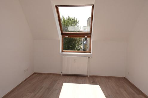 ERSTBEZUG, HOFSEITIGE 2 Zimmer Neubauwohnung, gleich bei U4 !!