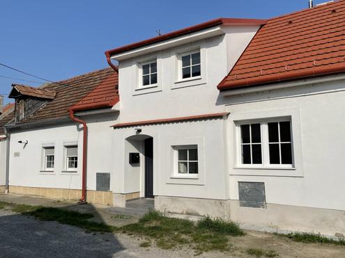 TOP-SANIERTES CHARMANTES HAUS IN St. MARGARETHEN!