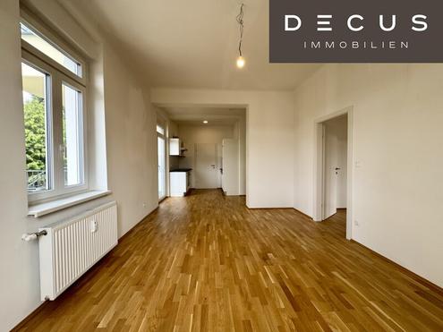 | MODERNE 2-ZIMMER WOHNUNG MIT BALKON | IN WUNDERSCHÖNER VILLA | HELL & GEMÜTLICH | IDEAL FÜR STUDENTEN, SINGELS ODER PÄRCHEN | NÄHE MED-UNI | TOP LAGE