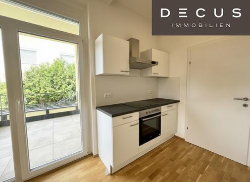 | CHARMANTE 2-ZIMMER WOHNUNG MIT GROSSZ�GIGER SW-TERRASSE | IN WUNDERSCH�NER ALTBAU-VILLA | HELL & GEM�TLICH | IDEAL F�R STUDENTEN, SINGELS ODER P�RCHEN | N�HE MED-UNI | TOP LAGE