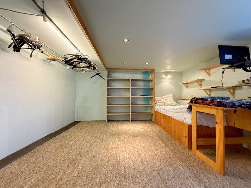 2. Zimmer im Dachgeschoss