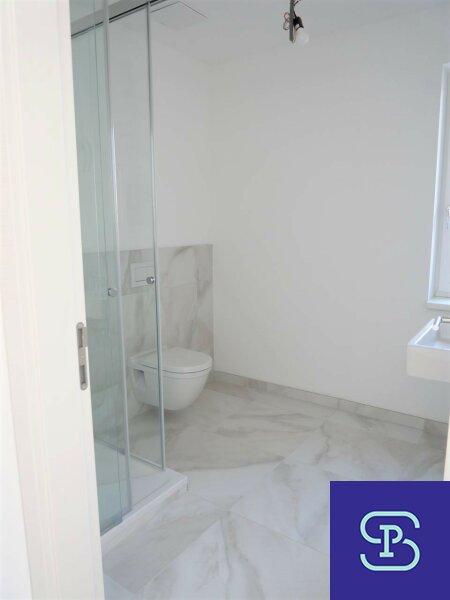 Badezimmer 2