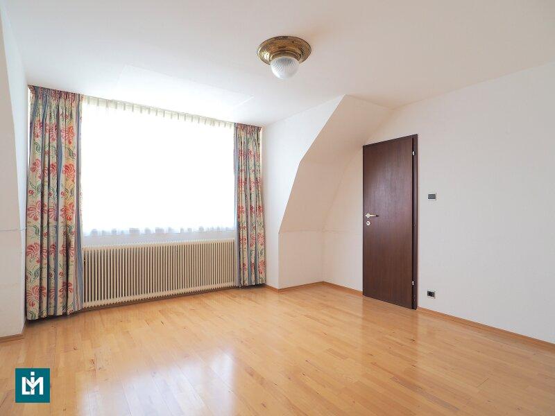 Schlafzimmer (W)
